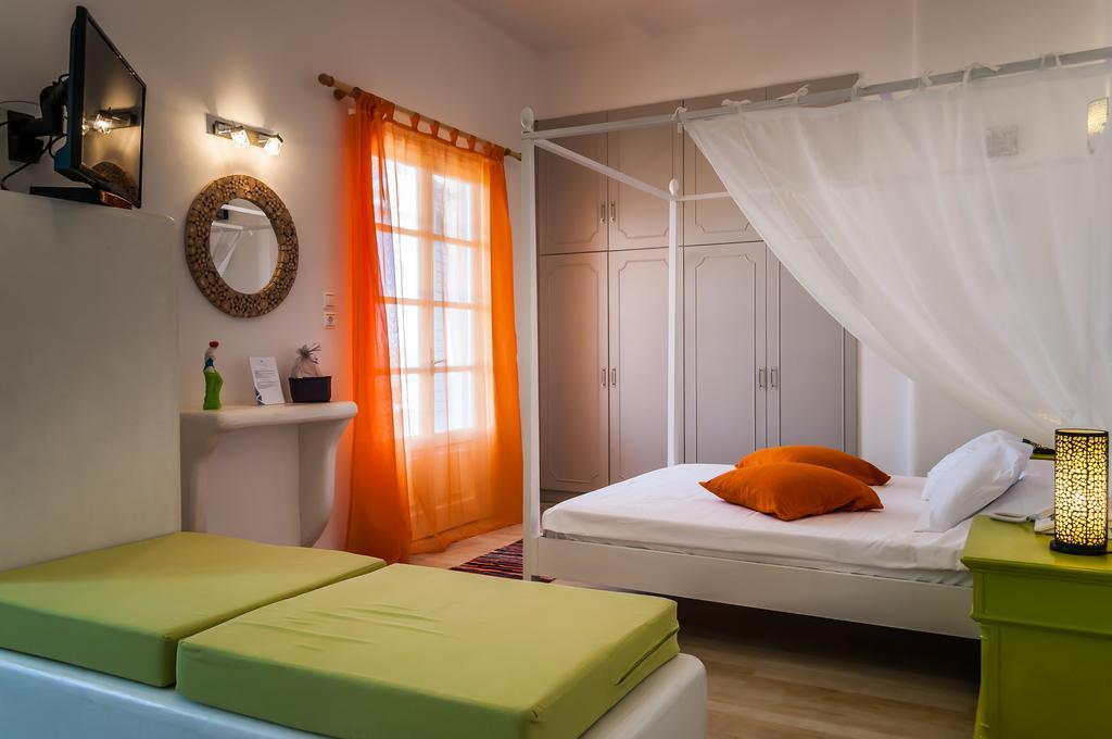 Eiriana Luxury Suites Plaka  エクステリア 写真