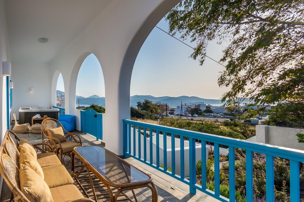 Eiriana Luxury Suites Plaka  エクステリア 写真