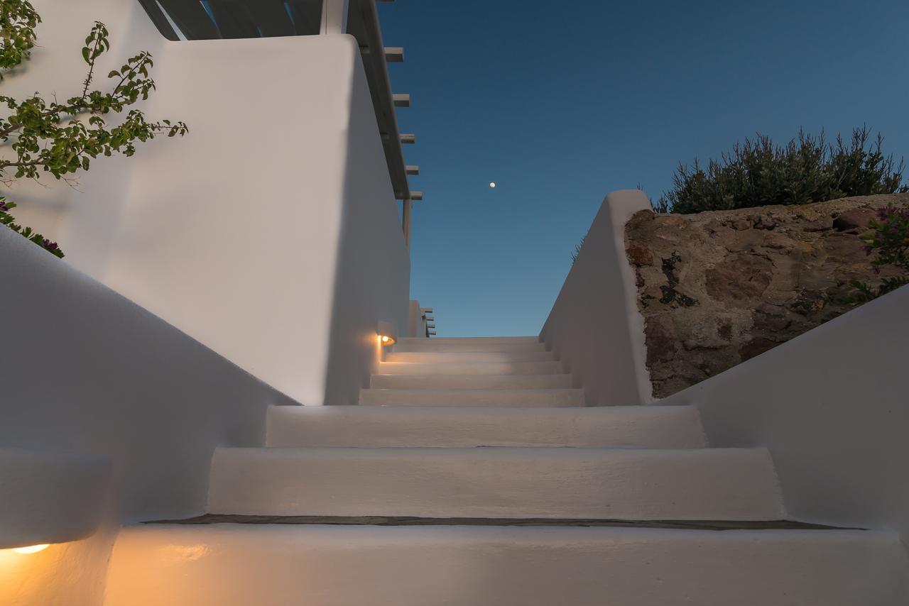 Eiriana Luxury Suites Plaka  エクステリア 写真